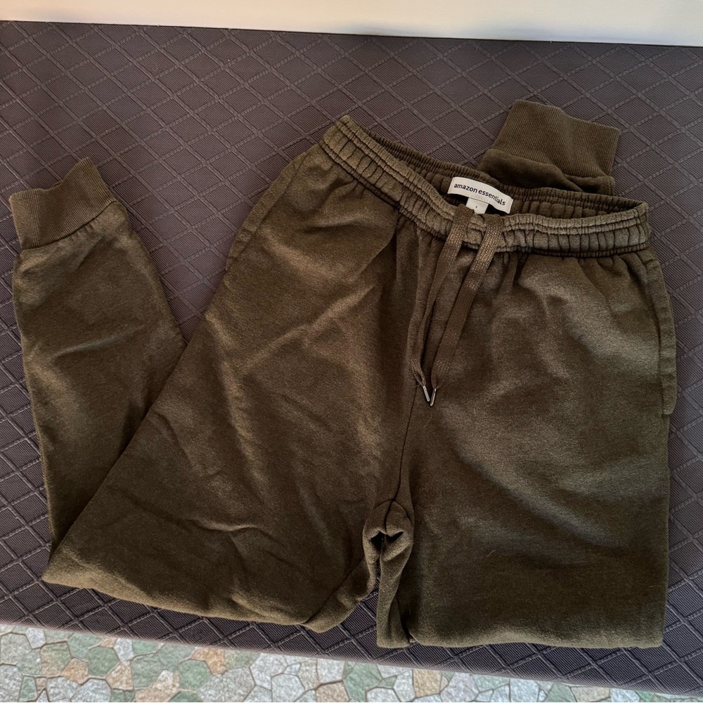 Amazon Essentials Khaki Jogger Pants